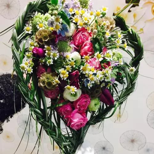 Bouquet en forme de coeur
