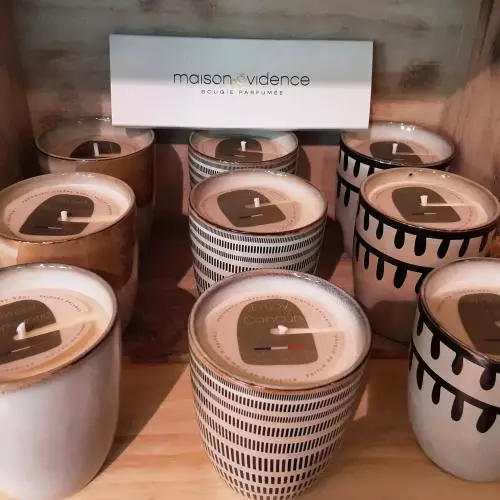 Bougies maison évidence