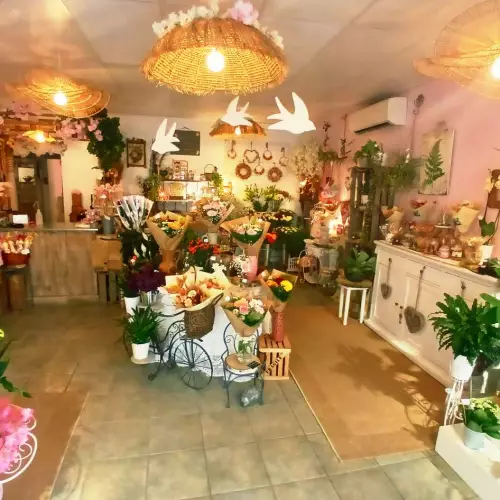 L'hirondelle, Artisan Fleuriste