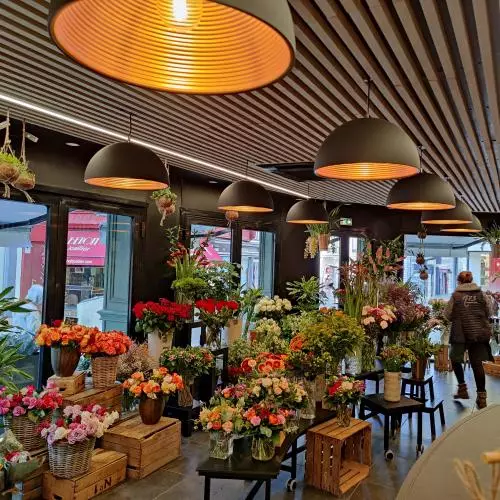 Boutique N°13 Fleuriste centre ville