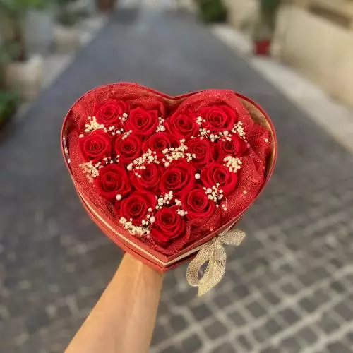 Boîte amour éternel cœur 16 roses