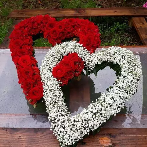 Double cœur en rouge et blanc