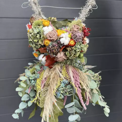 Petite Robe fleuries .